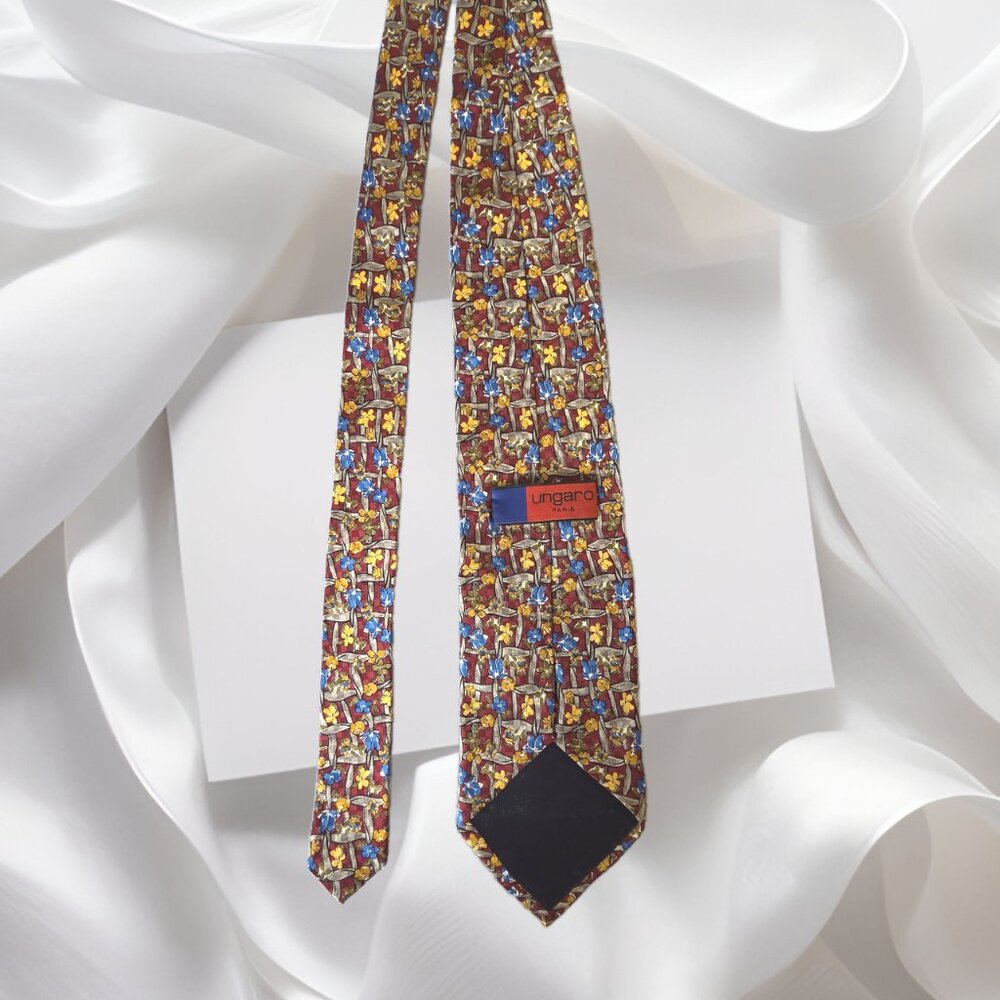 Ungaro Paris Vintage 100% Silk Tie – Grey Lattice with Blue & Yellow Floral
